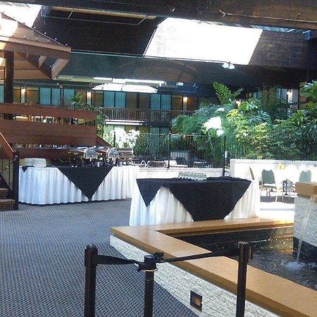 M Hotel Buffalo Cheektowaga Esterno foto