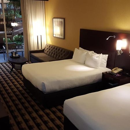 M Hotel Buffalo Cheektowaga Esterno foto