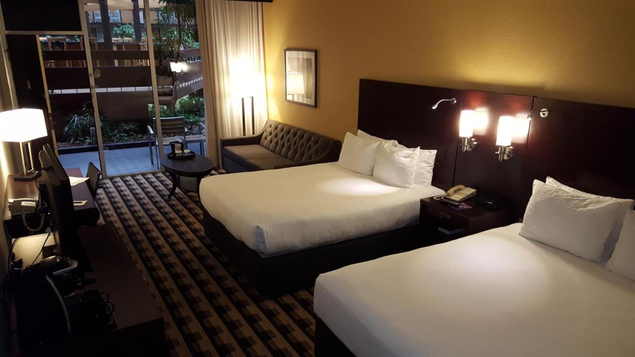 M Hotel Buffalo Cheektowaga Esterno foto